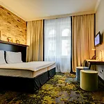 Numa Root Aparthotel Prague