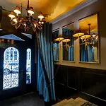 Numa Root Aparthotel Prague