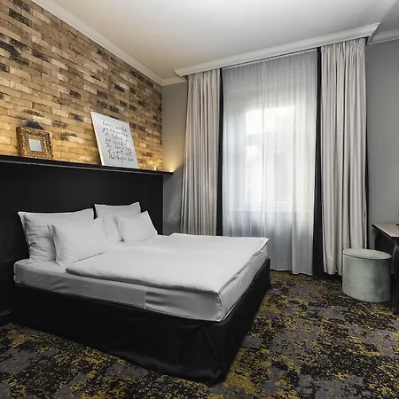 Numa Root Aparthotel Prague