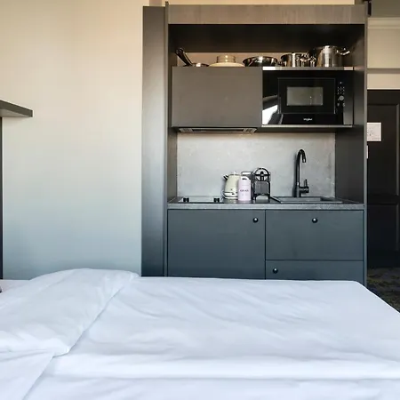 Numa Root 4* Praga