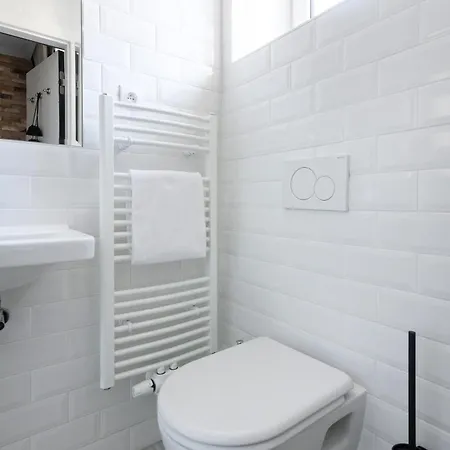 Numa Root Aparthotel Prague