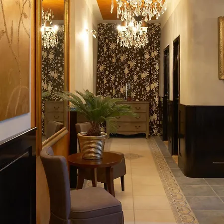 Numa Root 4* Prague
