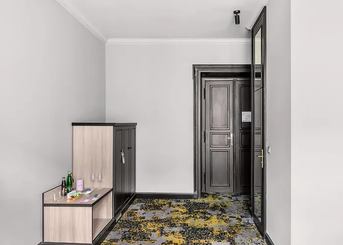 Aparthotel Numa Root 4*