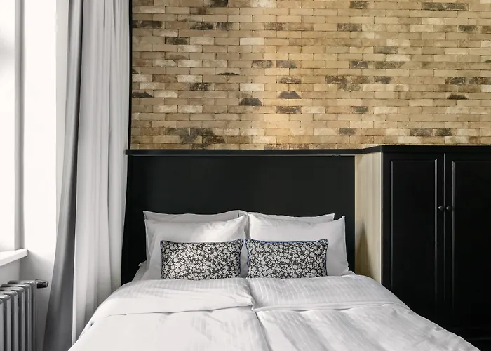 Numa Root Aparthotel 4*