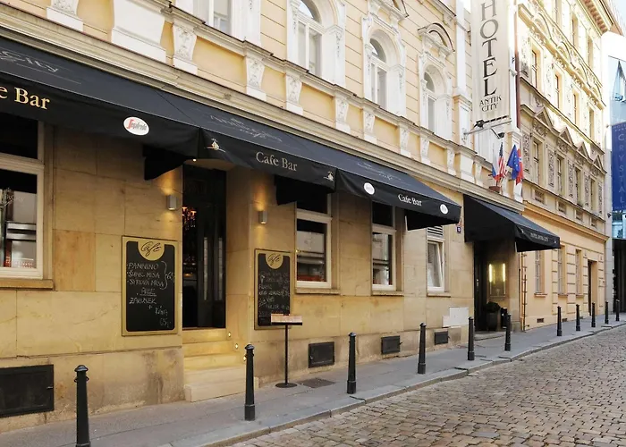 Numa Root Aparthotel 4*