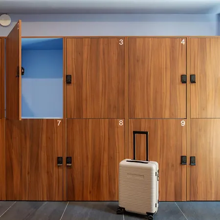 Numa Root 4* Prague